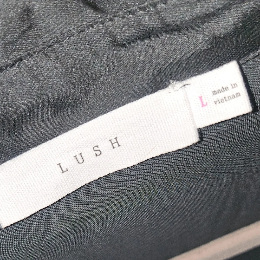 Lush Black Satin Blouse - Picture 4 of 5